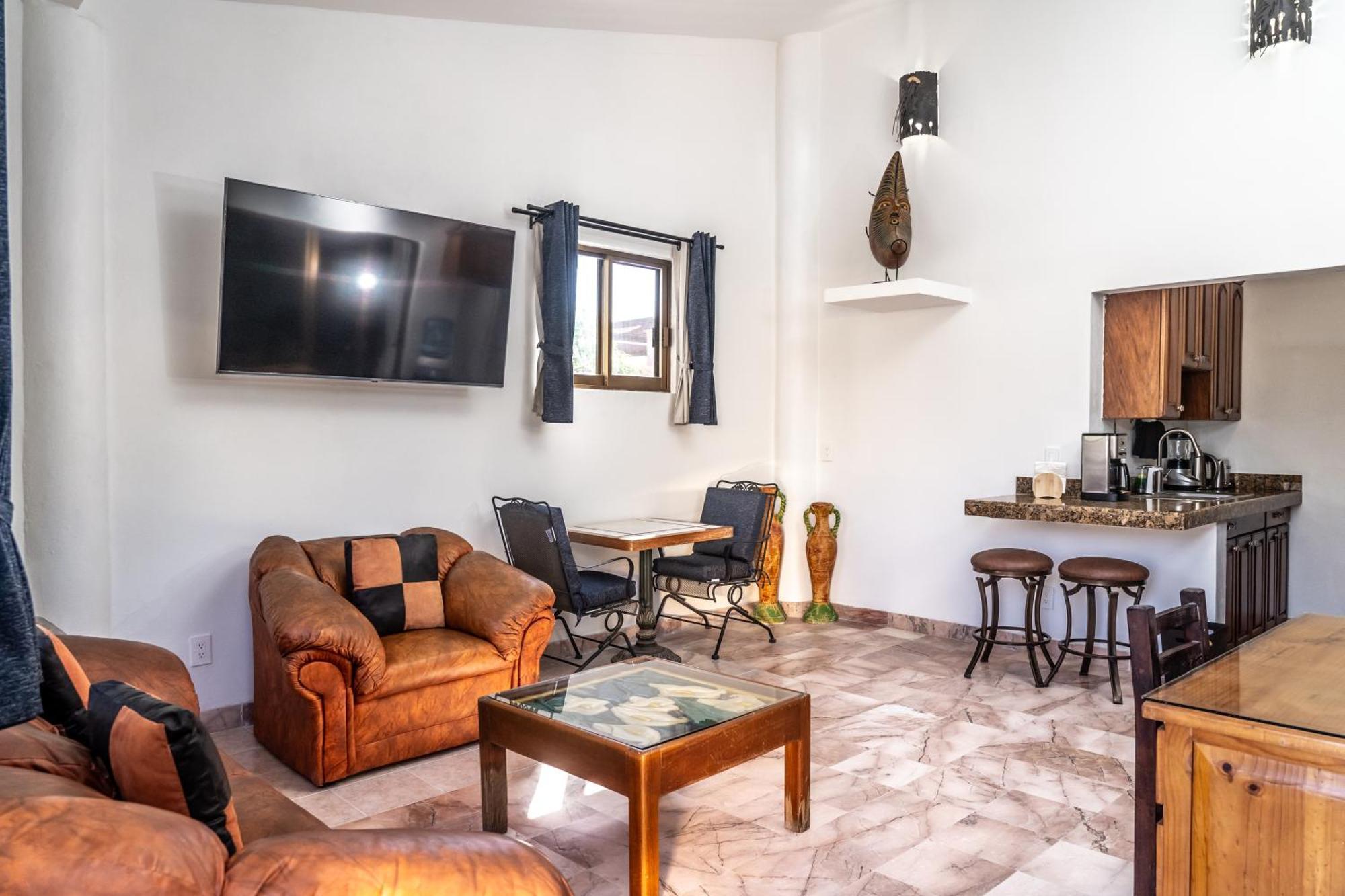 5 Frogs Hotel Бусериас Экстерьер фото