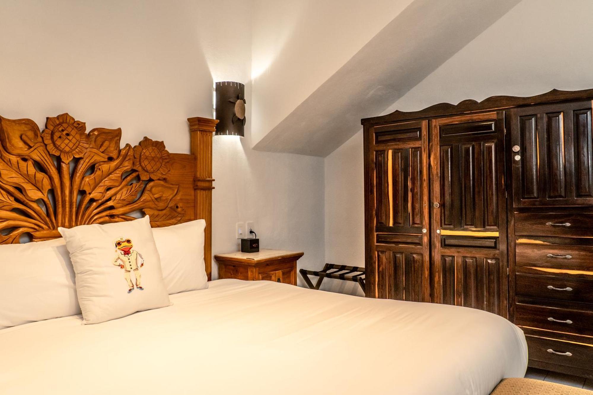 5 Frogs Hotel Бусериас Экстерьер фото