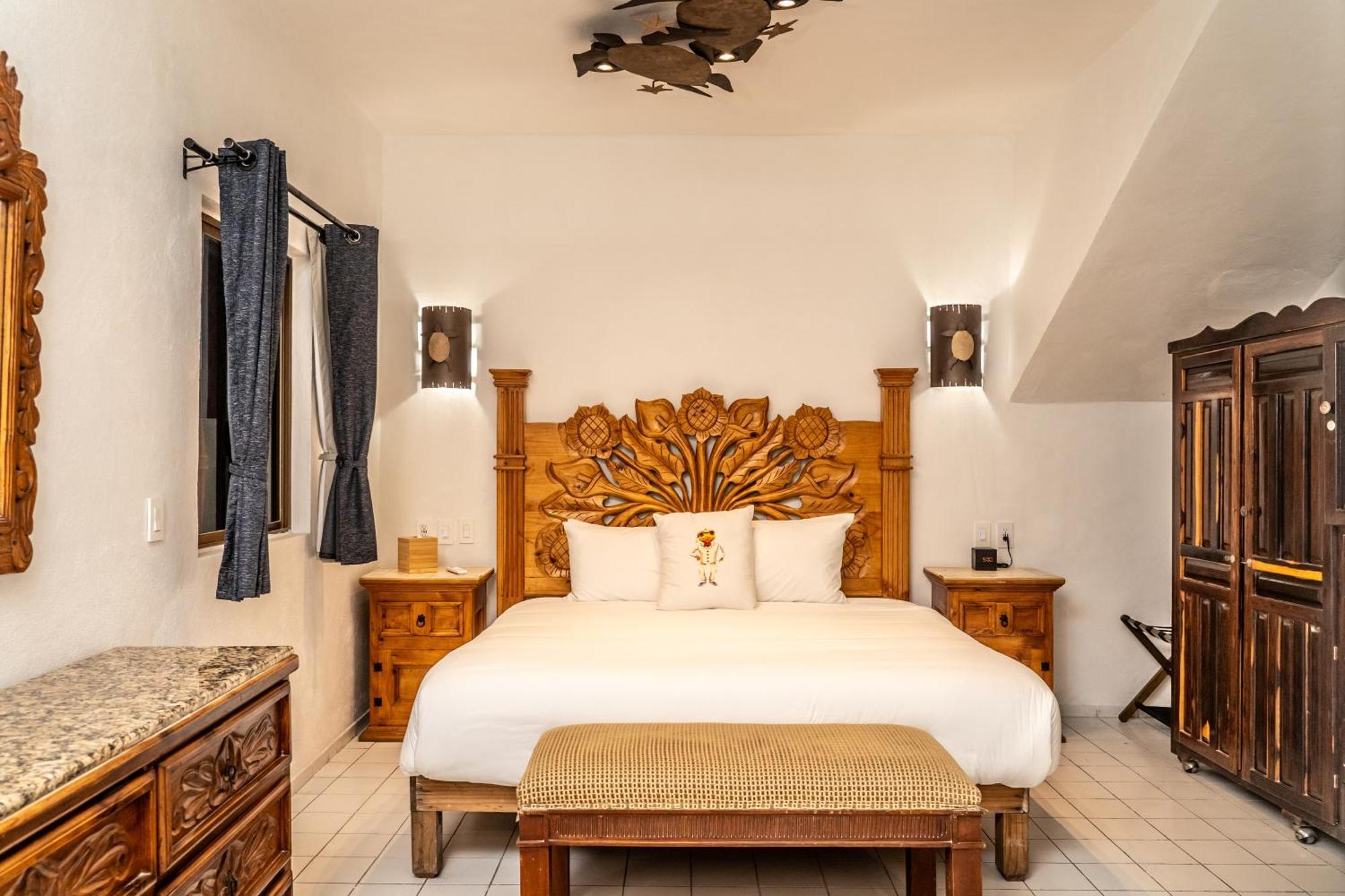 5 Frogs Hotel Бусериас Экстерьер фото